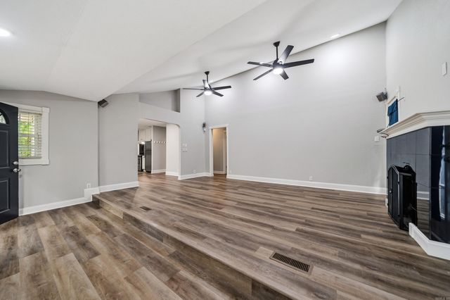 1208 Golf Links Road, Hot Springs, AR 71901