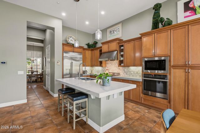 41330 N CONGRESSIONAL Drive, Phoenix, AZ 85086