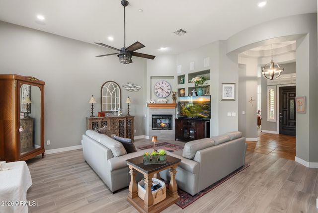 41330 N CONGRESSIONAL Drive, Phoenix, AZ 85086