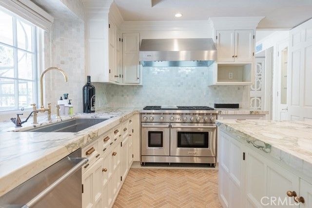 17636 Camino De Yatasto, Pacific Palisades (los Angeles), CA 90272