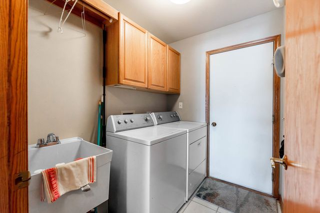 14517 Albany Avenue, Lemont, IL 60439