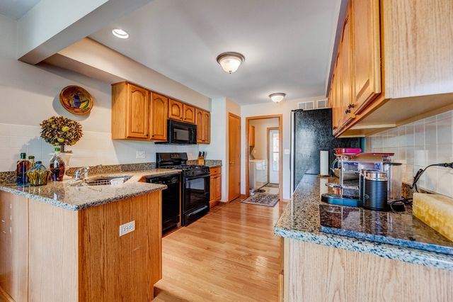 14517 Albany Avenue, Lemont, IL 60439