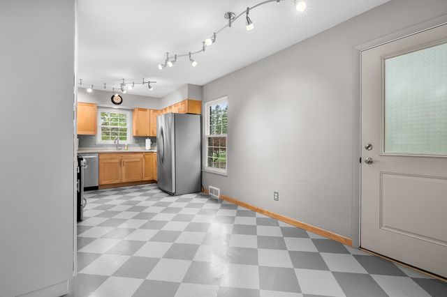 9883 Almena Drive, Oshtemo Twp, MI 49009