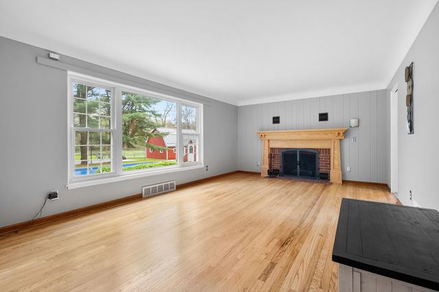 9883 Almena Drive, Oshtemo Twp, MI 49009