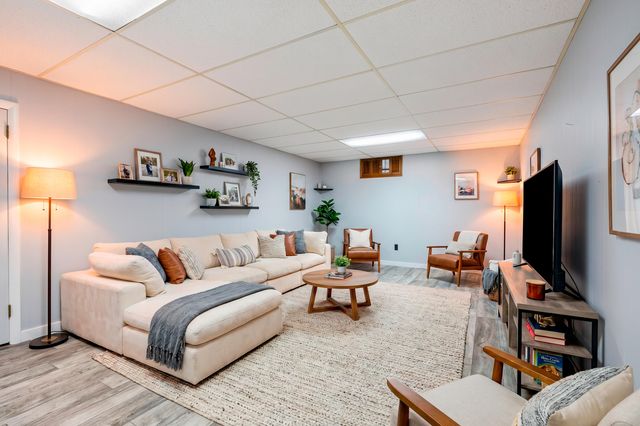 9883 Almena Drive, Oshtemo Twp, MI 49009