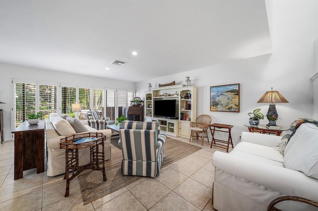 5560 N Ocean Boulevard A, Ocean Ridge, FL 33435