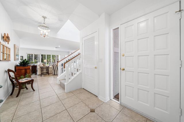 5560 N Ocean Boulevard A, Ocean Ridge, FL 33435