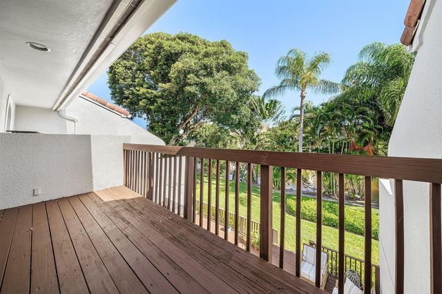5560 N Ocean Boulevard A, Ocean Ridge, FL 33435