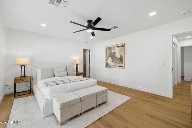 4902 W MONTE CRISTO Avenue, Glendale, AZ 85306