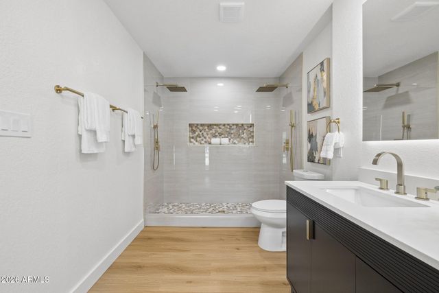 4902 W MONTE CRISTO Avenue, Glendale, AZ 85306