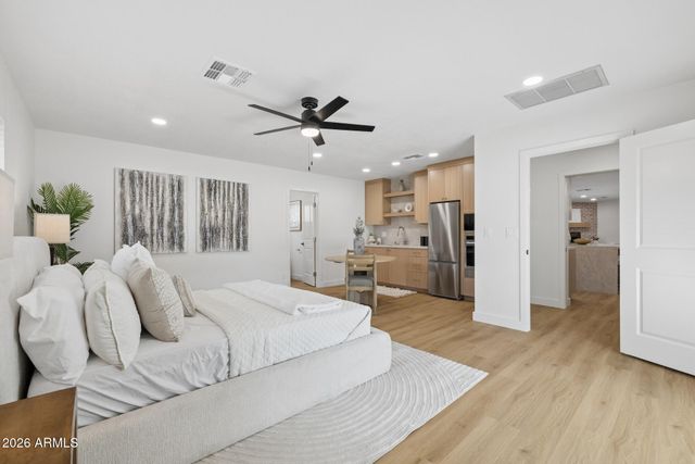 4902 W MONTE CRISTO Avenue, Glendale, AZ 85306