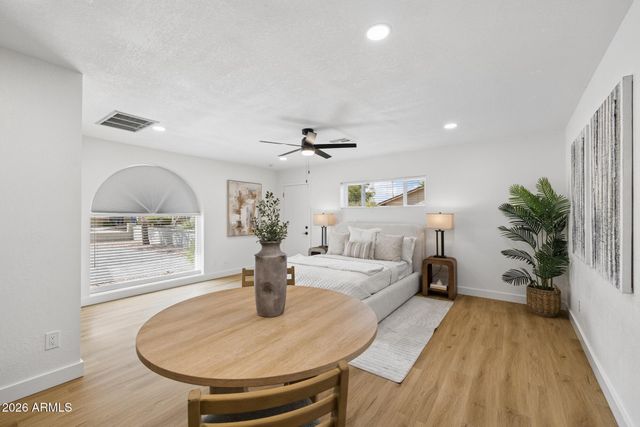 4902 W MONTE CRISTO Avenue, Glendale, AZ 85306