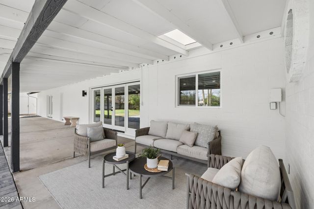 4902 W MONTE CRISTO Avenue, Glendale, AZ 85306