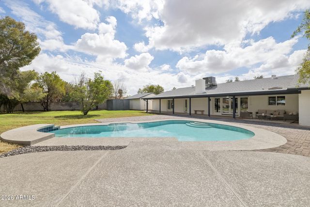 4902 W MONTE CRISTO Avenue, Glendale, AZ 85306