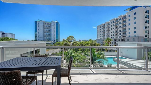 300 S PINEAPPLE AVENUE 302, Sarasota, FL 34236