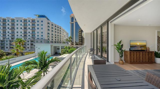 300 S PINEAPPLE AVENUE 302, Sarasota, FL 34236