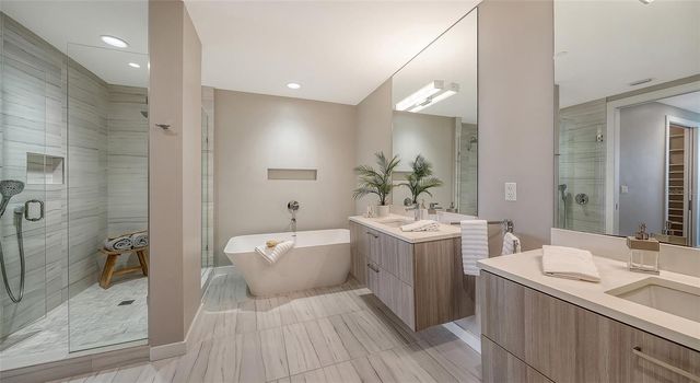 300 S PINEAPPLE AVENUE 302, Sarasota, FL 34236