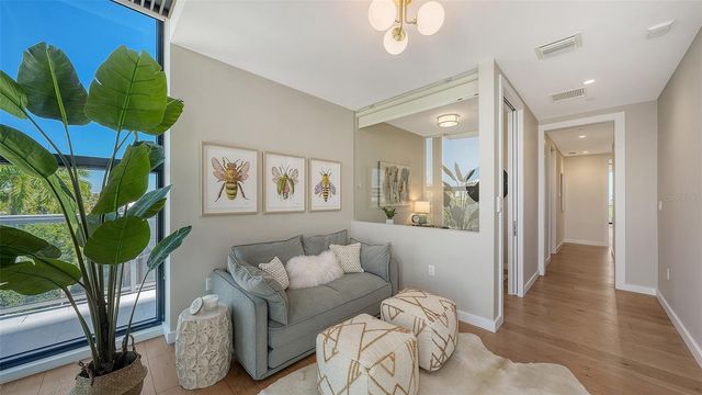 300 S PINEAPPLE AVENUE 302, Sarasota, FL 34236