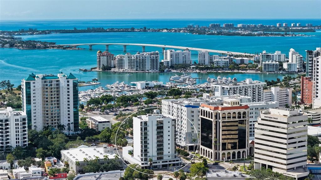 300 S PINEAPPLE AVENUE 302, Sarasota, FL 34236