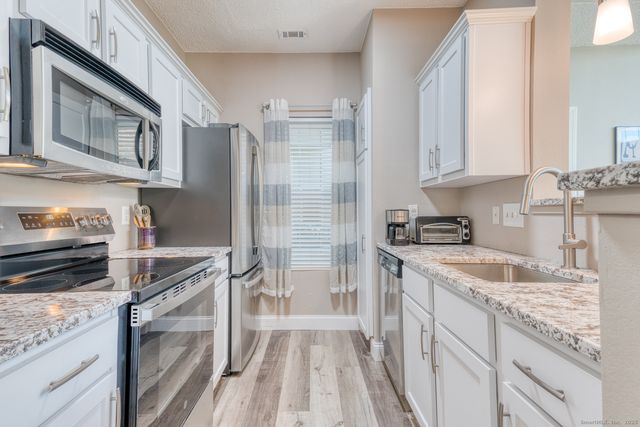 88 Carriage Crossing Lane 88, Middletown, CT 06457