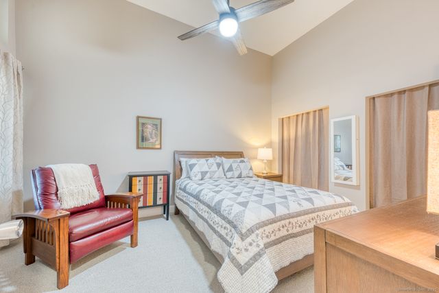 88 Carriage Crossing Lane 88, Middletown, CT 06457