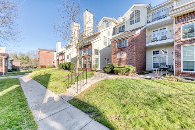 88 Carriage Crossing Lane 88, Middletown, CT 06457