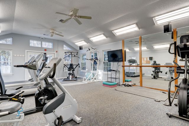 88 Carriage Crossing Lane 88, Middletown, CT 06457