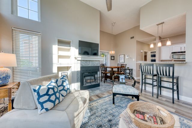 88 Carriage Crossing Lane 88, Middletown, CT 06457