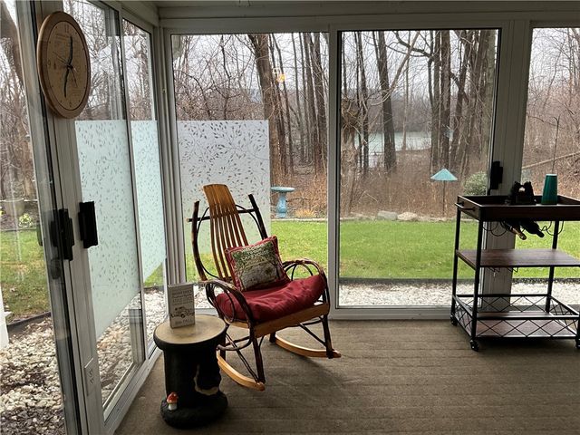 370 Walker Drive, Canandaigua City, NY 14424