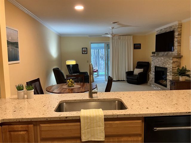 370 Walker Drive, Canandaigua City, NY 14424