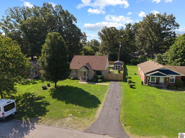 2420 Clay St, Paducah, KY 42001