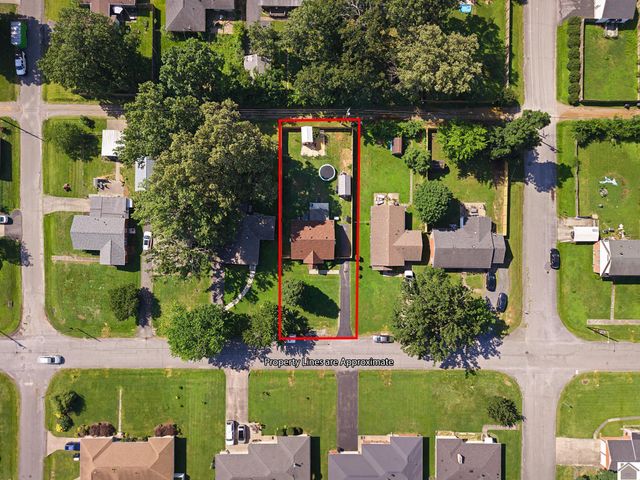 2420 Clay St, Paducah, KY 42001