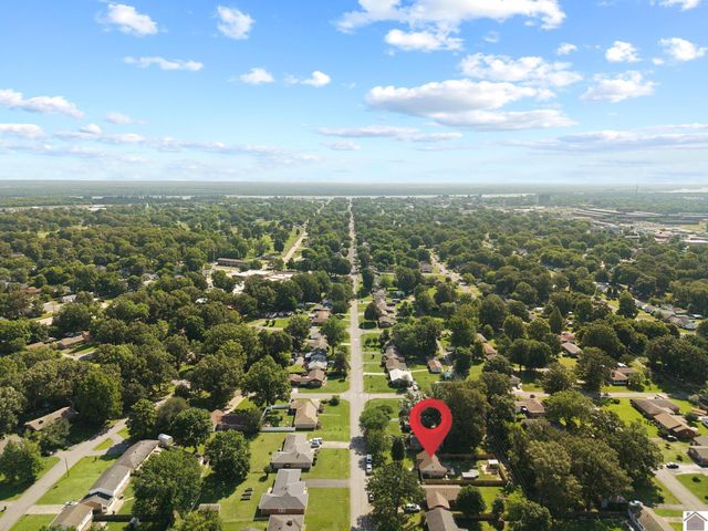 2420 Clay St, Paducah, KY 42001