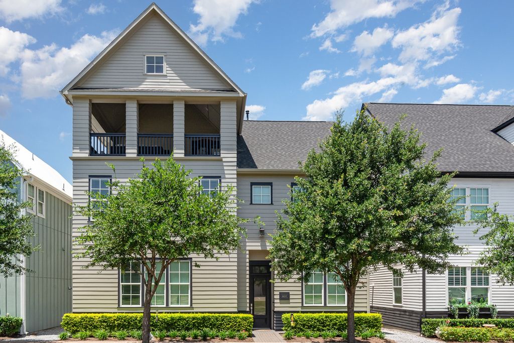 1637 G Avenue, Plano, TX 75074