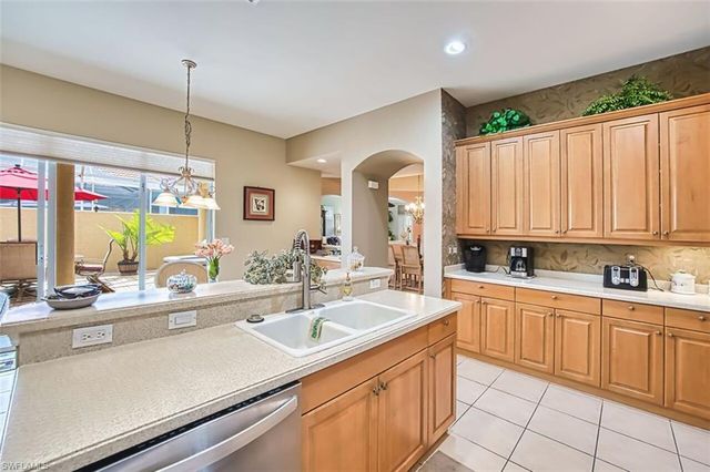 14074 Bently CIR, Fort Myers, FL 33912