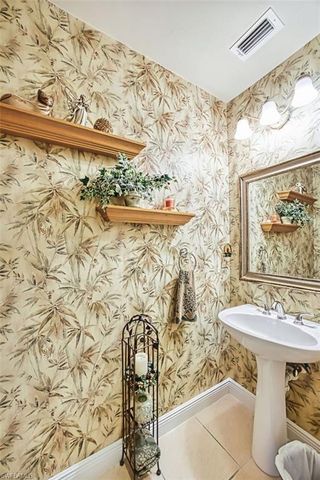 14074 Bently CIR, Fort Myers, FL 33912