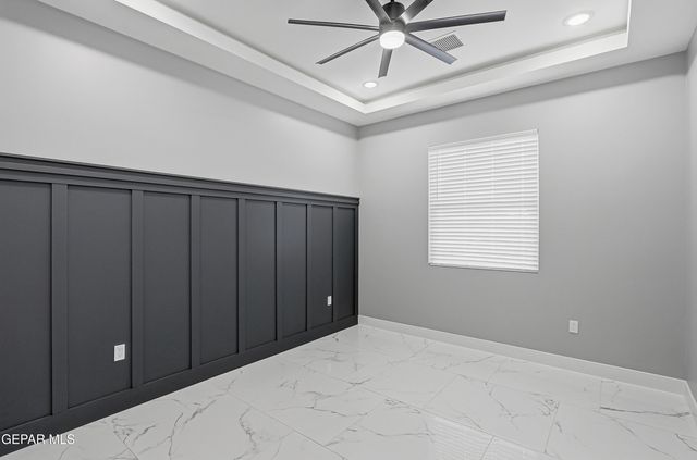5421 Dougallan Lane, El Paso, TX 79932