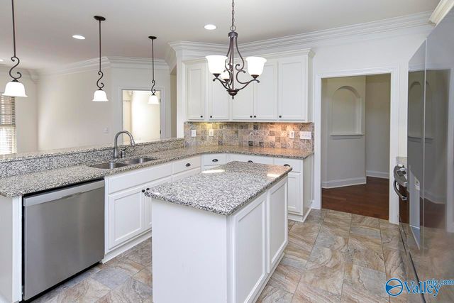 161 Huntsmen Lane, Madison, AL 35757