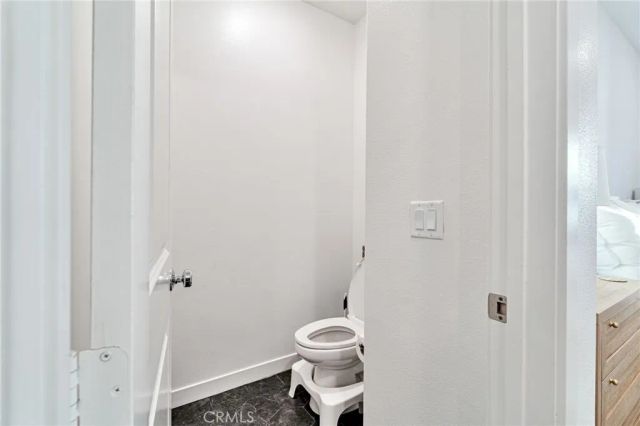 26958 Sandbar Willow Pl 205, Valencia, CA 91355