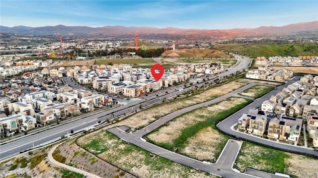 26958 Sandbar Willow Pl 205, Valencia, CA 91355