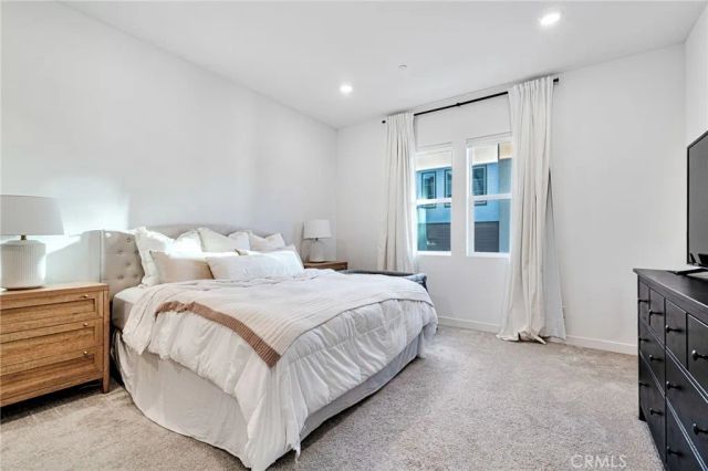 26958 Sandbar Willow Pl 205, Valencia, CA 91355