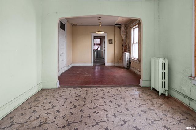 1716-1720& 1708 STATE Street, Bettendorf, IA 52722