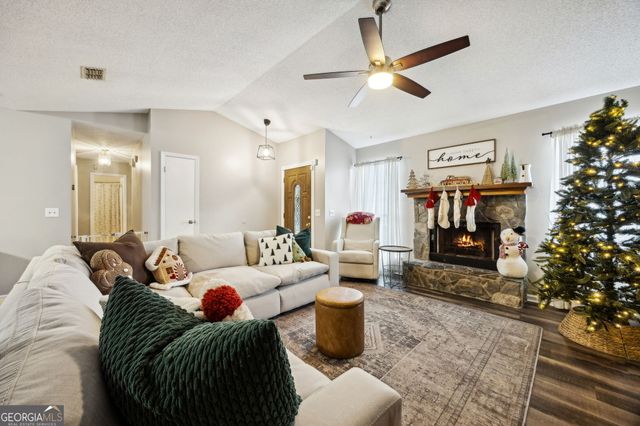 127 Chestnut Court, Kingsland, GA 31548