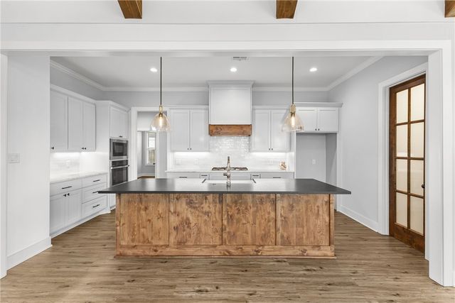 3597 Chantilly Path, Bryan, TX 77808