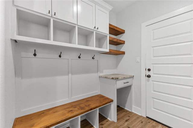 3597 Chantilly Path, Bryan, TX 77808