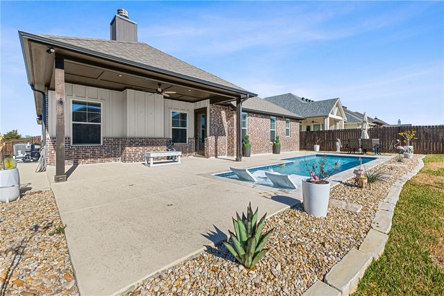 3597 Chantilly Path, Bryan, TX 77808