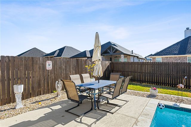 3597 Chantilly Path, Bryan, TX 77808