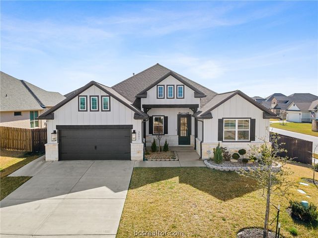 3597 Chantilly Path, Bryan, TX 77808