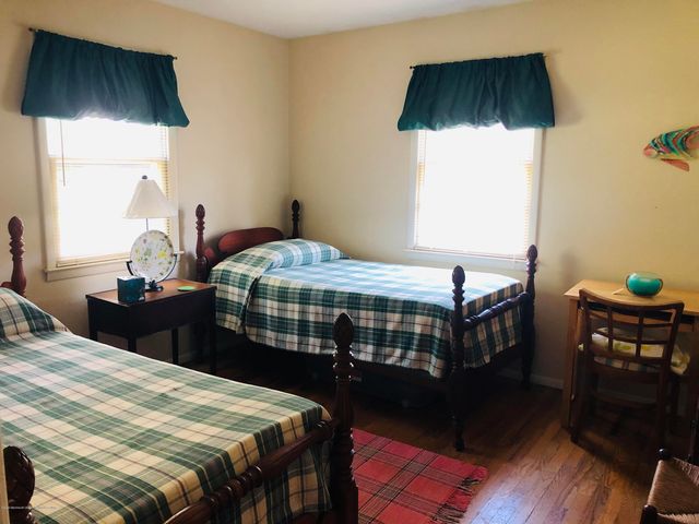 814 Shore Road, Spring Lake Heights, NJ 07762