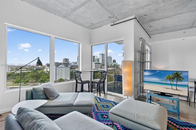 10 SW South River Dr 1410, Miami, FL 33130